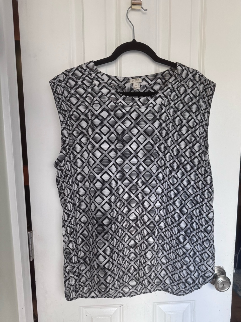 JCrew Factory Sleeveless Geometric Print Tank Top - Black & White